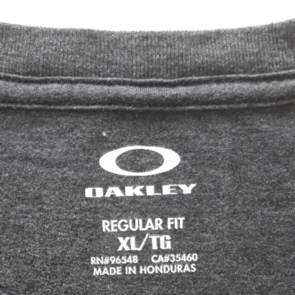● Oakley | men's short sleeve Graphic Tee Shirt - Picture 2 of 10